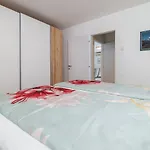 Traumhaftes Mit Eigenem Weinkeller, Hydromassagedusche, Meerblick - Nur 480 Meter Zum Apartmán Crikvenica