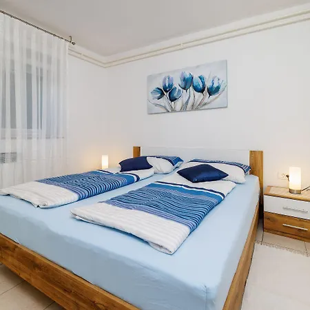 Traumhaftes Mit Eigenem Weinkeller, Hydromassagedusche, Meerblick - Nur 480 Meter Zum Apartman