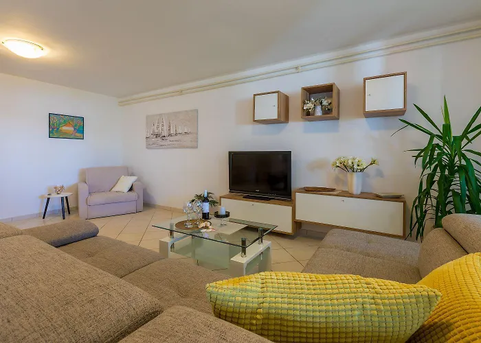 Traumhaftes Mit Eigenem Weinkeller, Hydromassagedusche, Meerblick - Nur 480 Meter Zum