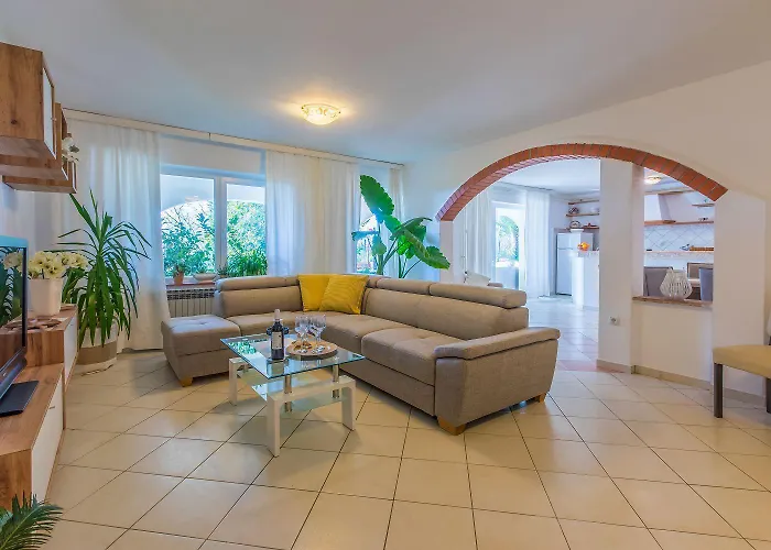 Traumhaftes Mit Eigenem Weinkeller, Hydromassagedusche, Meerblick - Nur 480 Meter Zum 아파트 크리크베니카